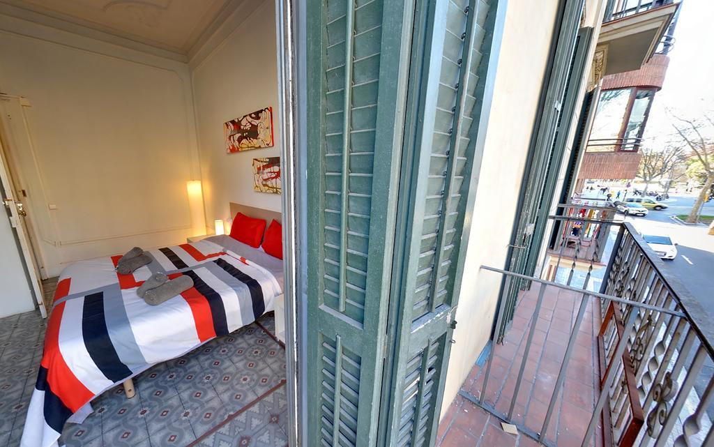 Des Artistes Hostel Barcelona Exterior photo